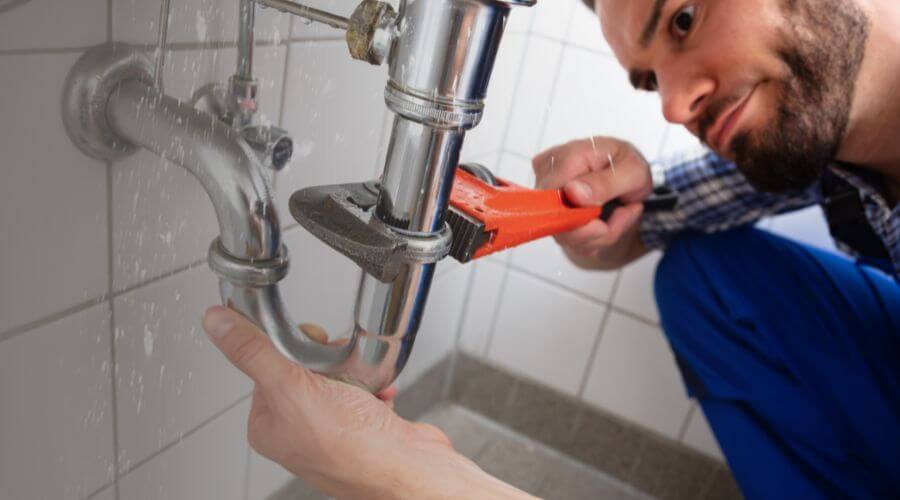 Expert burst pipe repair services in Childersburg, AL
